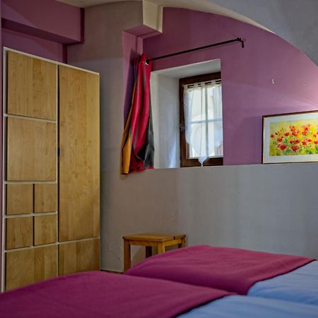La Vieille Tour Bed & Breakfast Salavas Exterior photo